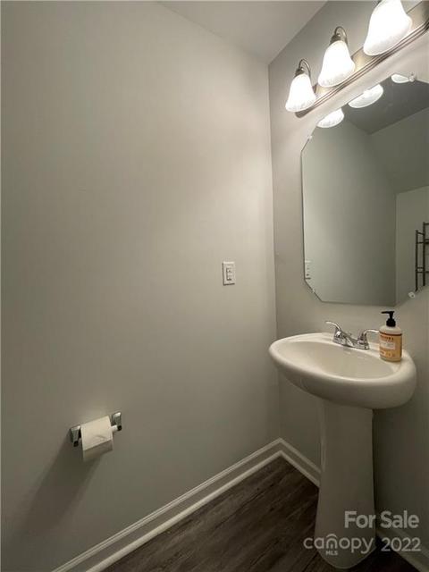 1676 Mayfair Dr, Conover, NC 28613 photo 9