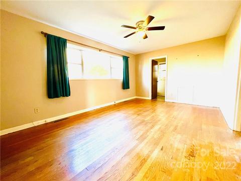 906 15th St NW, Conover, NC 28613 photo 28