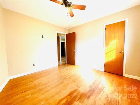 906 15th St NW, Conover, NC 28613 photo 33