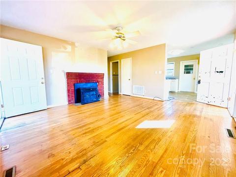 906 15th St NW, Conover, NC 28613 photo 18
