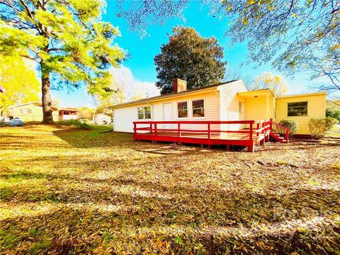 906 15th St NW, Conover, NC 28613 photo 8
