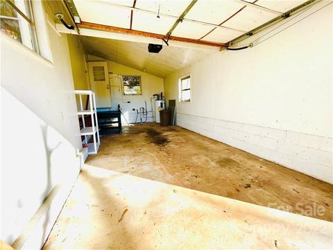 906 15th St NW, Conover, NC 28613 photo 16