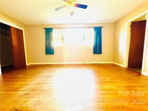 906 15th St NW, Conover, NC 28613 photo 26