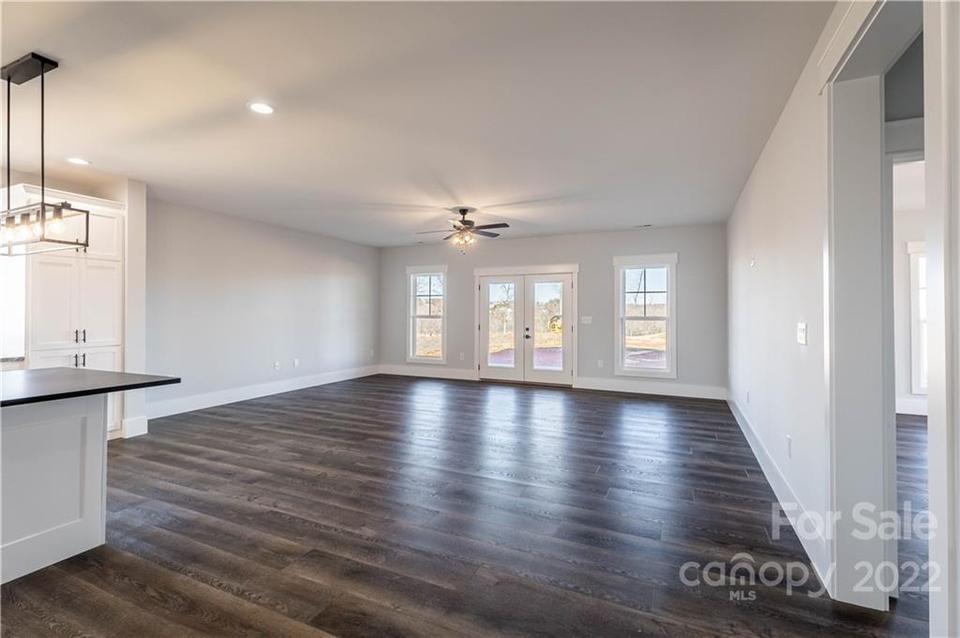  4555 Bristol Dr, Morganton, NC 28655 photo 9