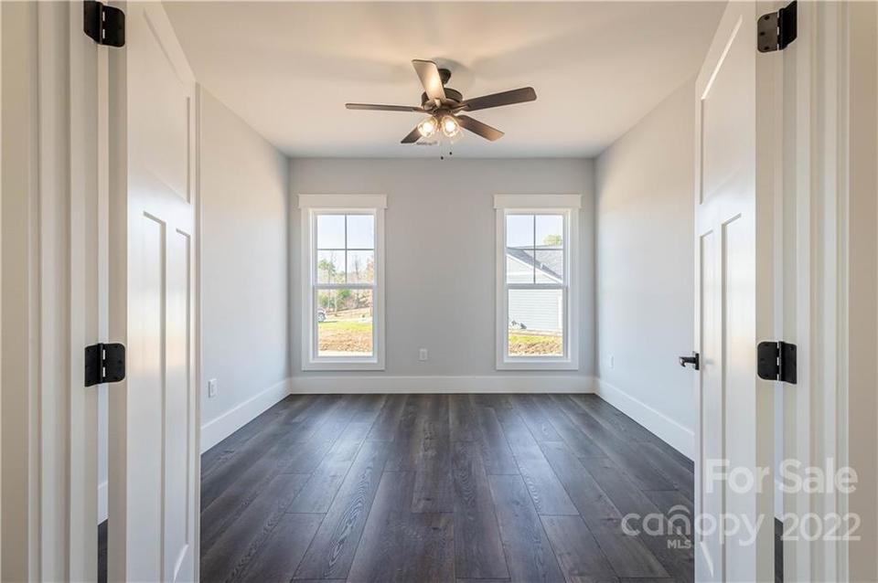  4555 Bristol Dr, Morganton, NC 28655 photo 11