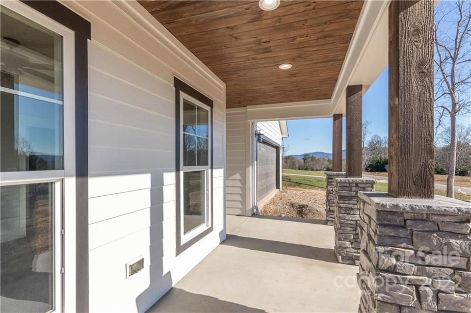  4555 Bristol Dr, Morganton, NC 28655 photo 3