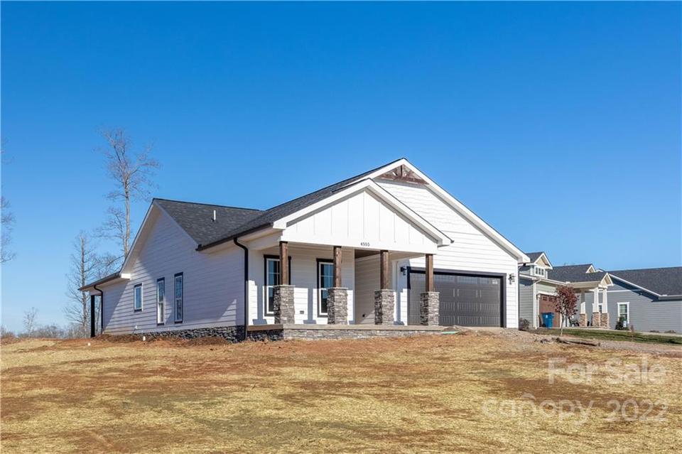  4555 Bristol Dr, Morganton, NC 28655 photo 2