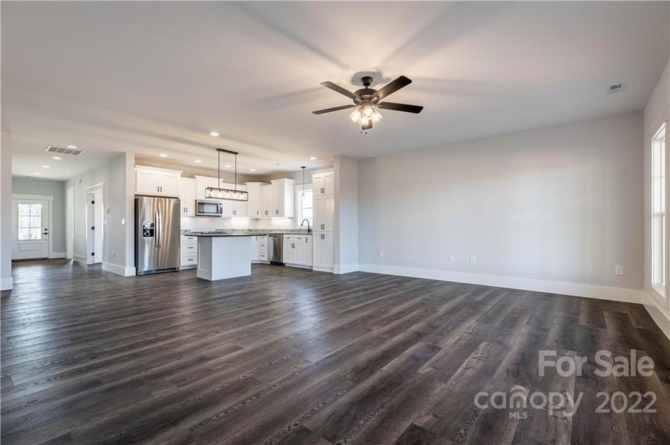  4555 Bristol Dr, Morganton, NC 28655 photo 5