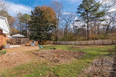 1025 Meadow Dr E, Lancaster, SC 29720 photo 23