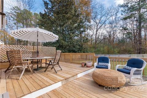 1025 Meadow Dr E, Lancaster, SC 29720 photo 22
