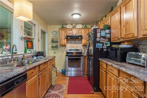 79 Fortner Dr, Spruce Pine, NC 28777 photo 17