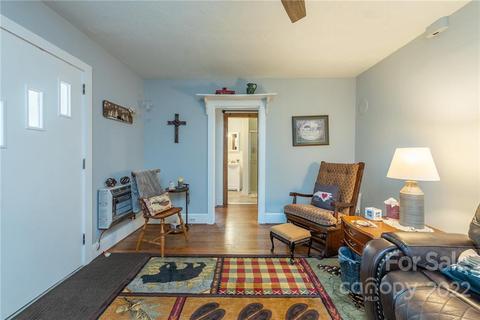 79 Fortner Dr, Spruce Pine, NC 28777 photo 5