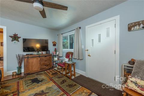 79 Fortner Dr, Spruce Pine, NC 28777 photo 6