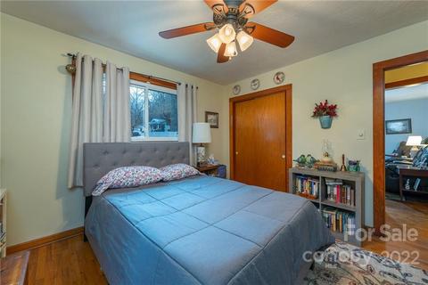79 Fortner Dr, Spruce Pine, NC 28777 photo 9