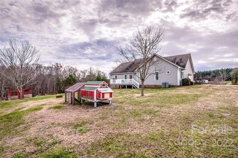 4908 Rifle Range Rd, Conover, NC 28613 photo 3