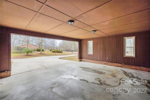 2765 Pineview Dr, Lancaster, SC 29720 photo 4