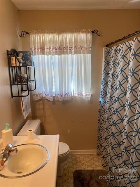408 Hackberry Dr, Gaffney, SC 29340 photo 16
