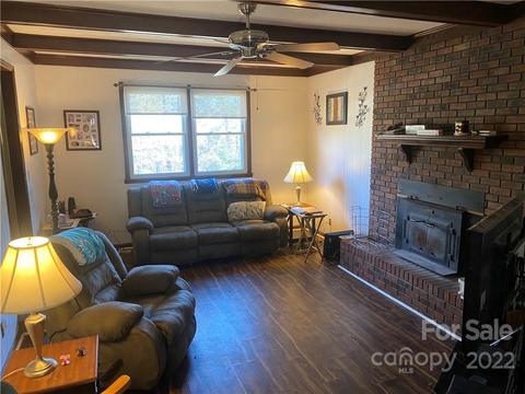 408 Hackberry Dr, Gaffney, SC 29340 photo 4