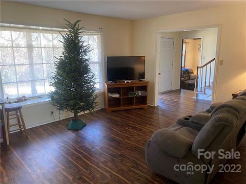 408 Hackberry Dr, Gaffney, SC 29340 photo 6