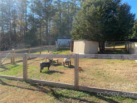 408 Hackberry Dr, Gaffney, SC 29340 photo 21