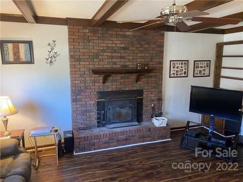 408 Hackberry Dr, Gaffney, SC 29340 photo 3