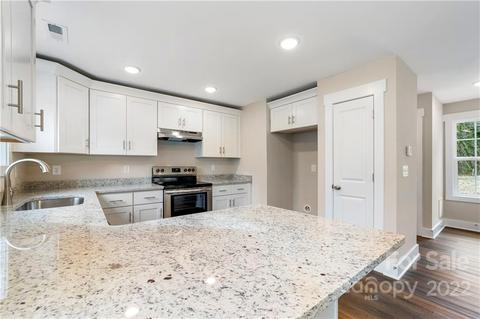 219 8th Avenue Dr, Hickory, NC 28602 photo 12