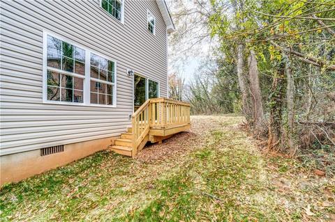 219 8th Avenue Dr, Hickory, NC 28602 photo 9