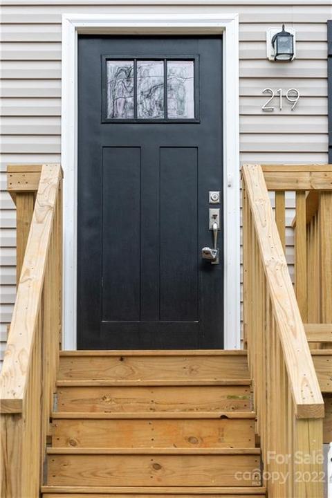 219 8th Avenue Dr, Hickory, NC 28602 photo 5