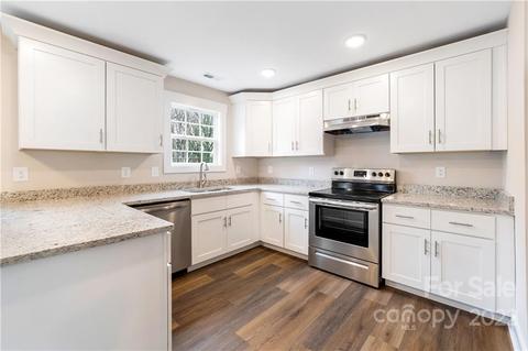 219 8th Avenue Dr, Hickory, NC 28602 photo 10
