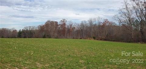 779 E Memorial Hwy, Harmony, NC 28634 photo 4