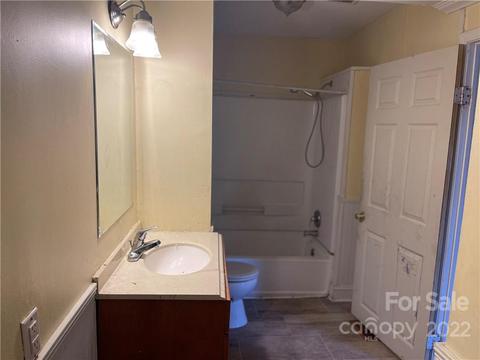 628 E Lafayette St, Salisbury, NC 28144 photo 5