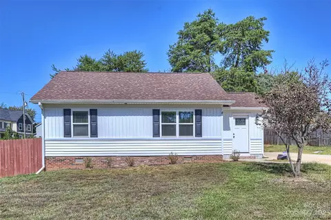 132 Bluewing Ln, Mooresville, NC 28117