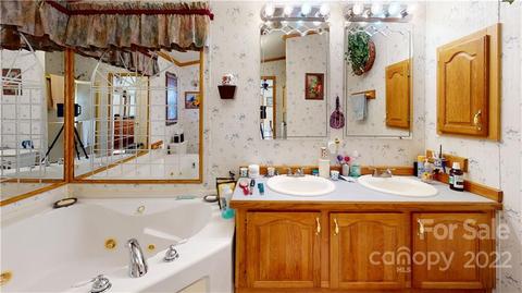 79 Mopar Ln, Clyde, NC 28721 photo 15