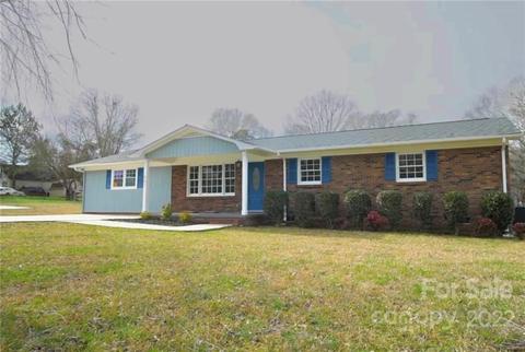 481 Aster Ave, Lancaster, SC 29720 photo 1