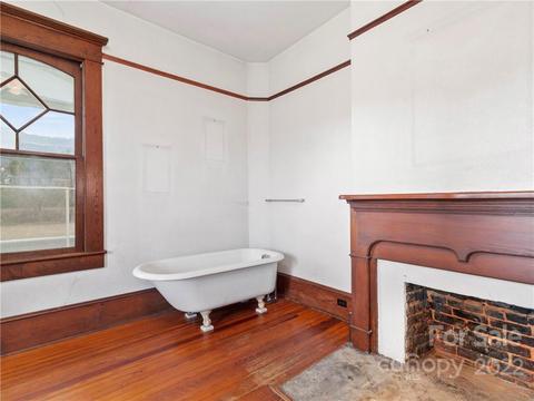 5593 Old Clyde Rd, Clyde, NC 28721 photo 30