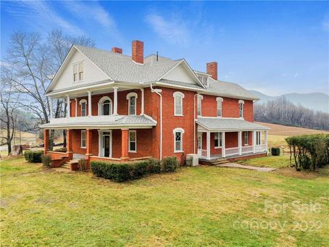 5593 Old Clyde Rd, Clyde, NC 28721 photo 2