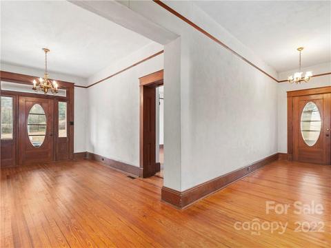 5593 Old Clyde Rd, Clyde, NC 28721 photo 4