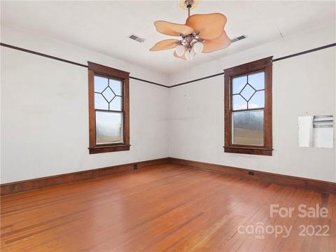 5593 Old Clyde Rd, Clyde, NC 28721 photo 21