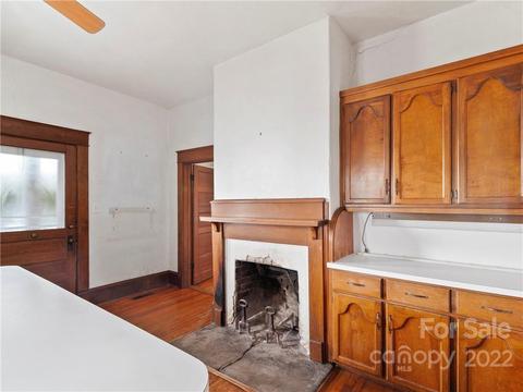5593 Old Clyde Rd, Clyde, NC 28721 photo 15