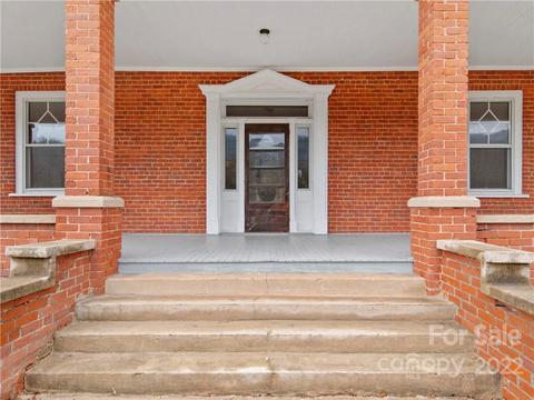 5593 Old Clyde Rd, Clyde, NC 28721 photo 3