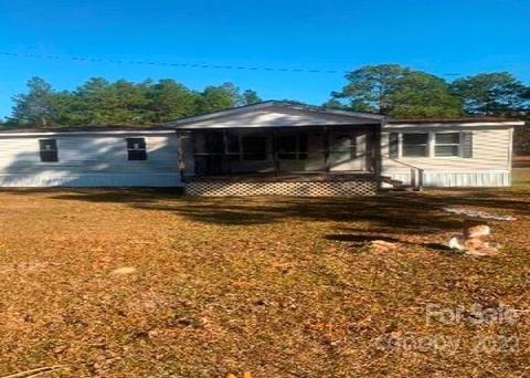 142 Driggers Dr, Hamlet, NC 28345 photo 6