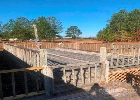 142 Driggers Dr, Hamlet, NC 28345 photo 8