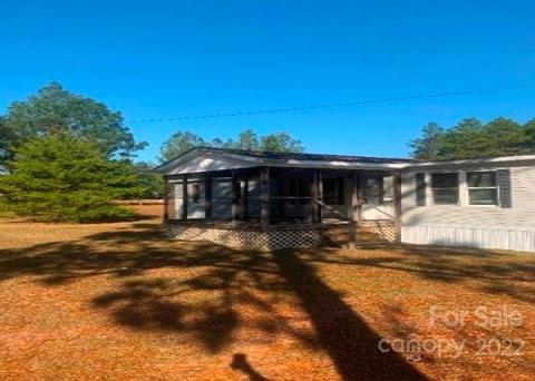 142 Driggers Dr, Hamlet, NC 28345 photo 2