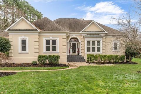 7610 Dunsmuir Ct, Cornelius, NC 28031 photo 3