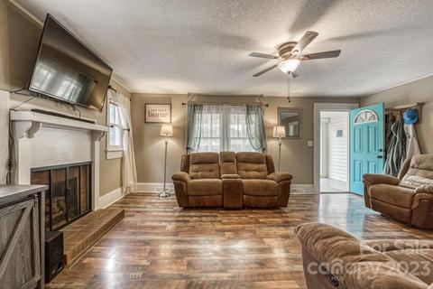 1085 Old Clyde Rd, Clyde, NC 28721 photo 9
