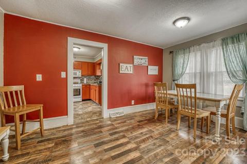 1085 Old Clyde Rd, Clyde, NC 28721 photo 11