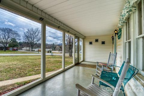 1085 Old Clyde Rd, Clyde, NC 28721 photo 5