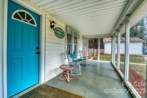 1085 Old Clyde Rd, Clyde, NC 28721 photo 4