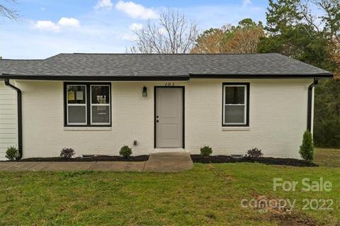 101 Pardue Cir, Lancaster, SC 29720 photo 2