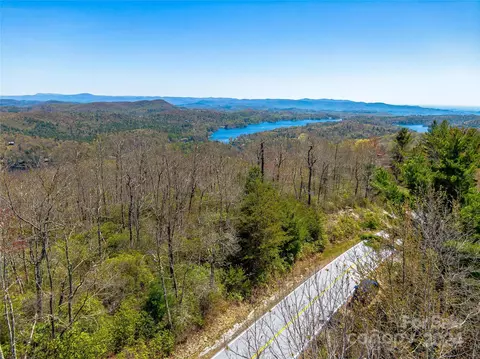 Mills Creek 100 Point #100, Lake Toxaway, NC 28747